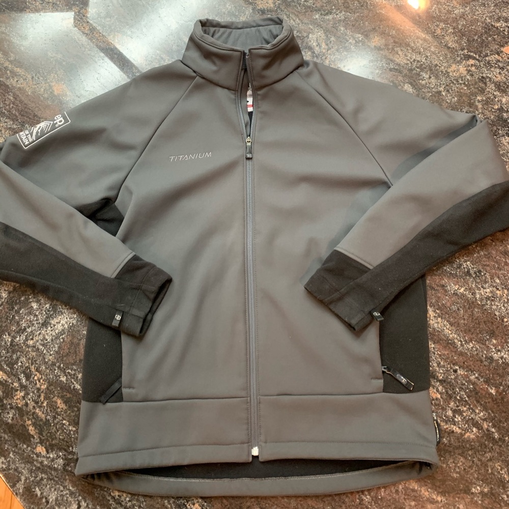 Columbia titanium ski jacket